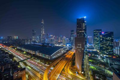 夜景深圳平安大厦