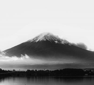 黑白雪山 (5)